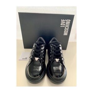 Love Moschino Women’s Sneakers Faux-Fur Black Sz 6